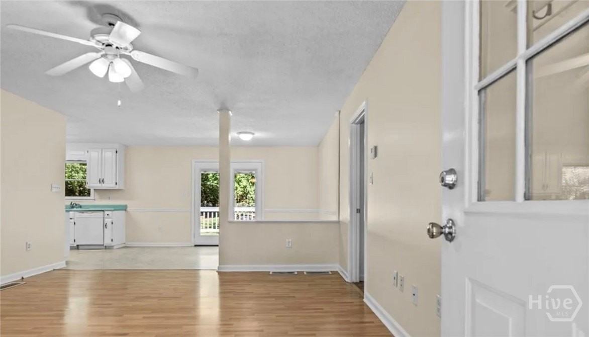 145 Hidden Timber Ct - Photo 5 of 11