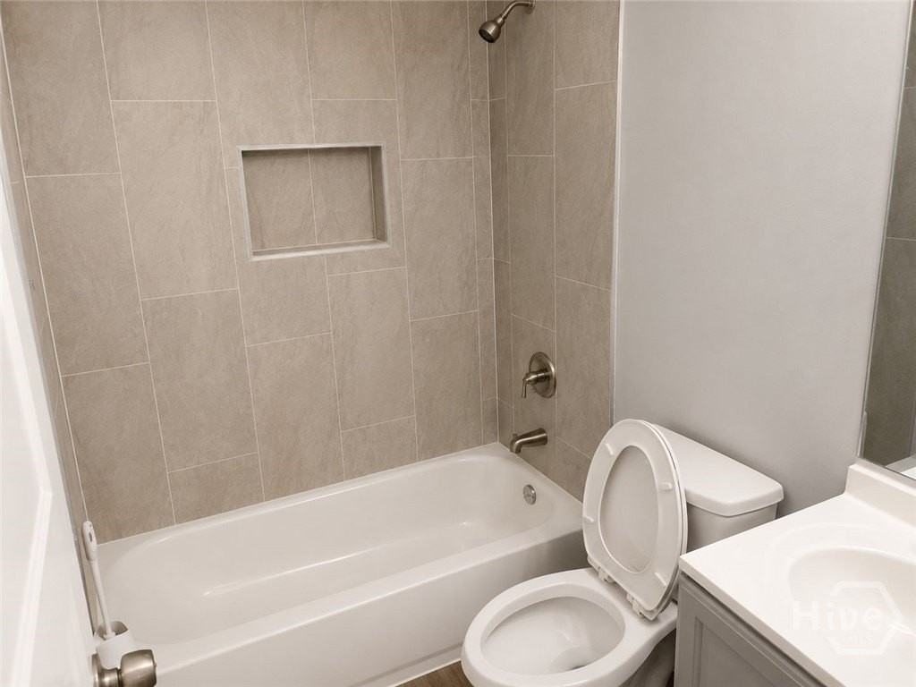 430 Martin Cir - Photo 3 of 8