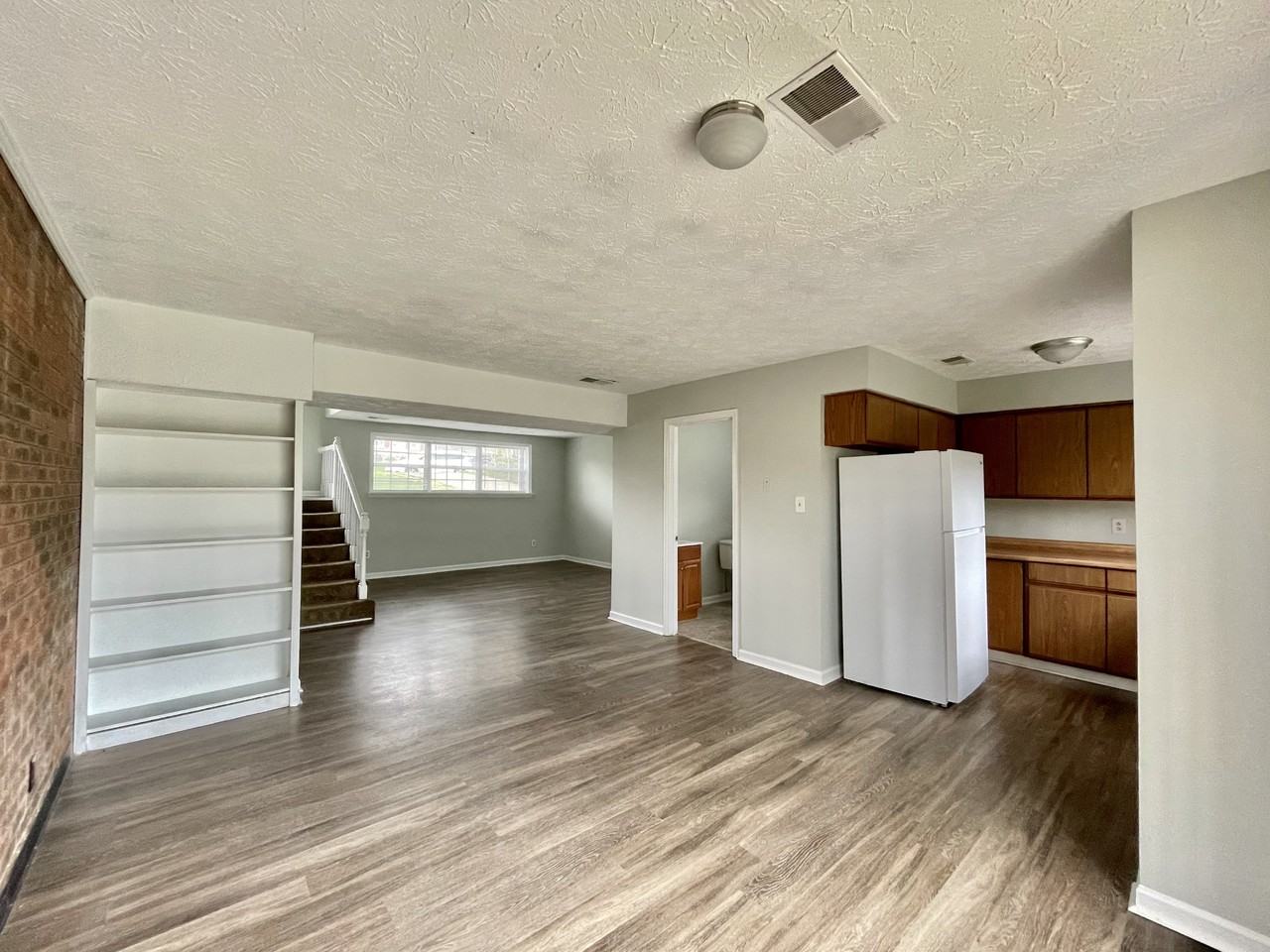 1167 Tatesbrook Dr #A - Photo 4 of 6