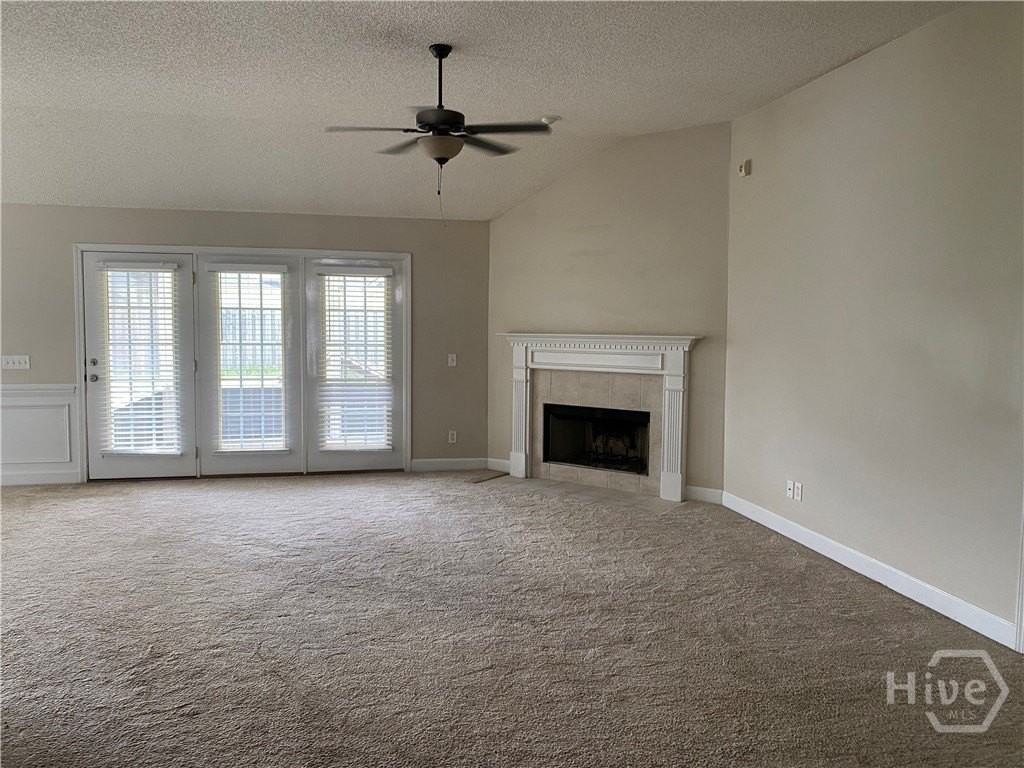 211 Byron Dr - Photo 3 of 20