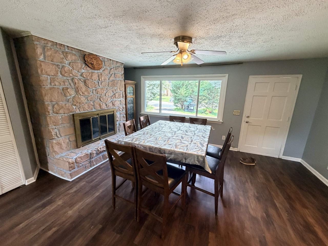 5950 Rawley Pike - Photo 4 of 14
