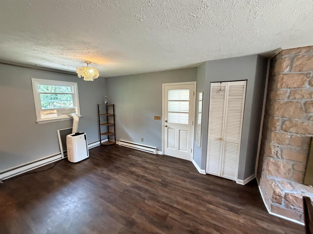 5950 Rawley Pike - Photo 5 of 14