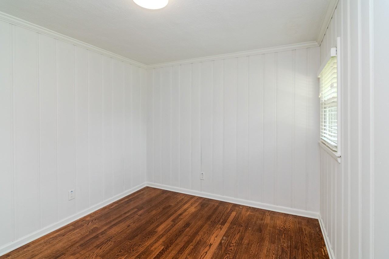 282 Zandale Dr - Photo 5 of 40