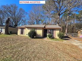 4104 Lone Oak Dr - Photo 1 of 1