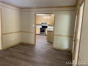608 Sheila Blvd - Photo 6 of 7