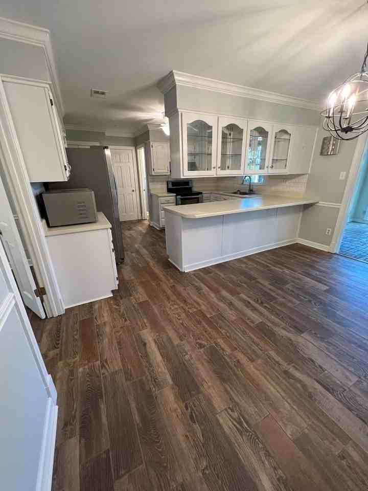 984 Eastwood Ter - Photo 3 of 16