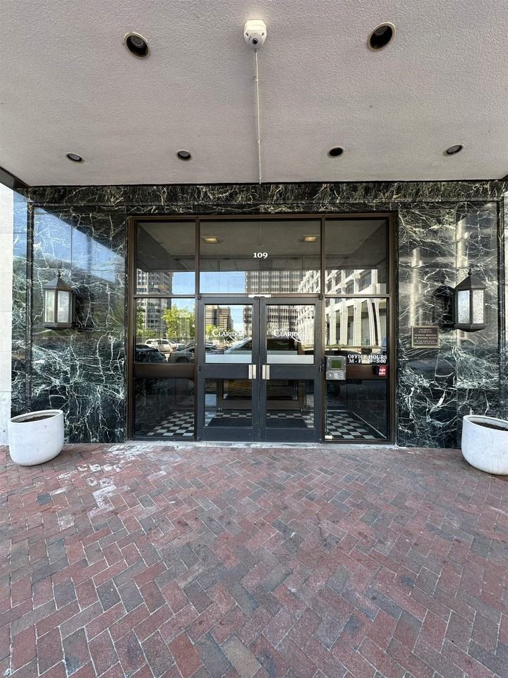 109 N Main St #702