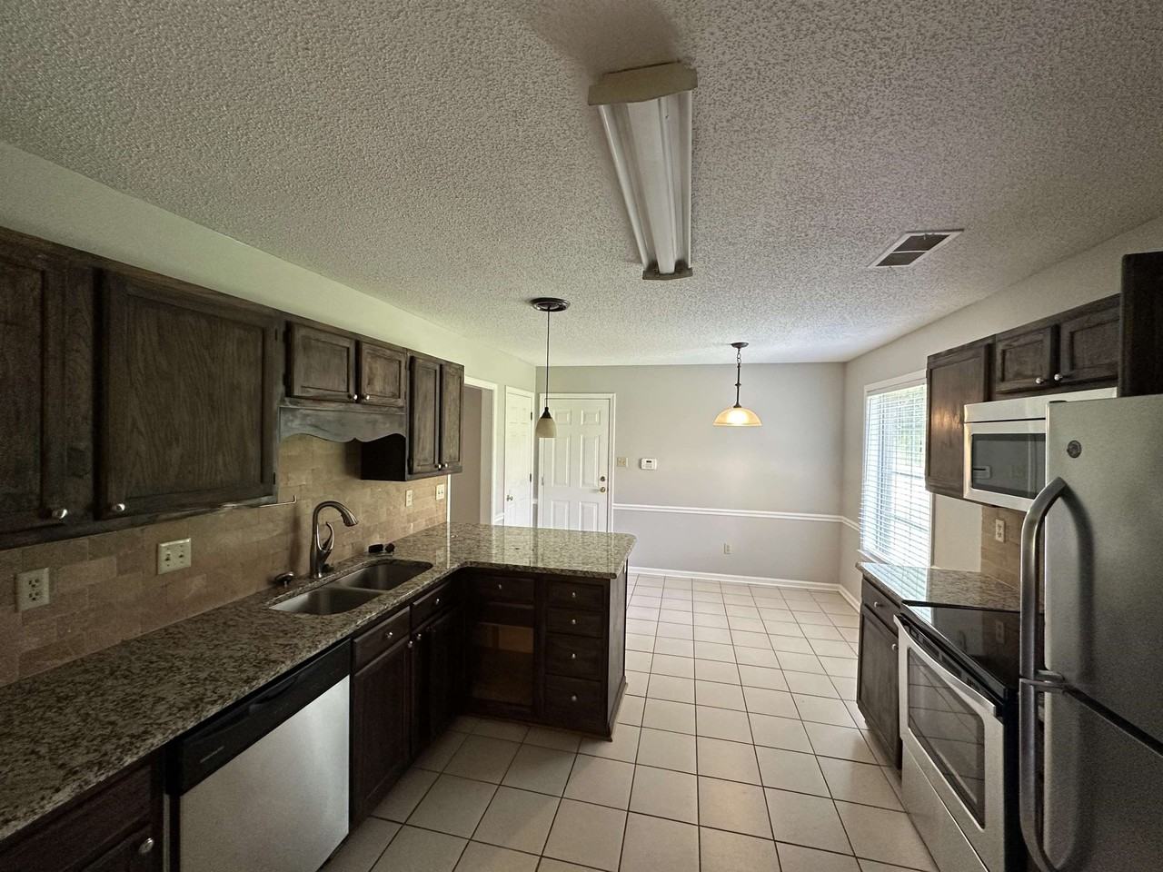 3574 Thistle Valley Ln - Photo 6 of 19
