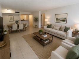 featured image of 4205 N University Dr #112