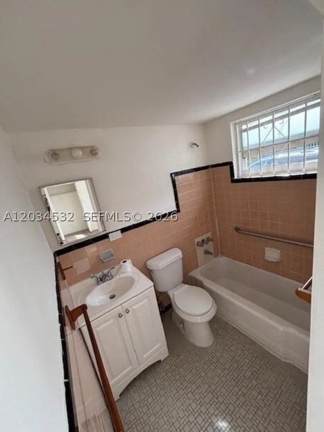 2239 Nw 87th St #1 - Photo 3 of 5