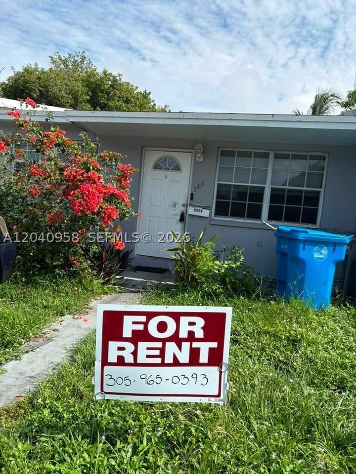 5411 Sw 38th Ct #F - Photo 2 of 6