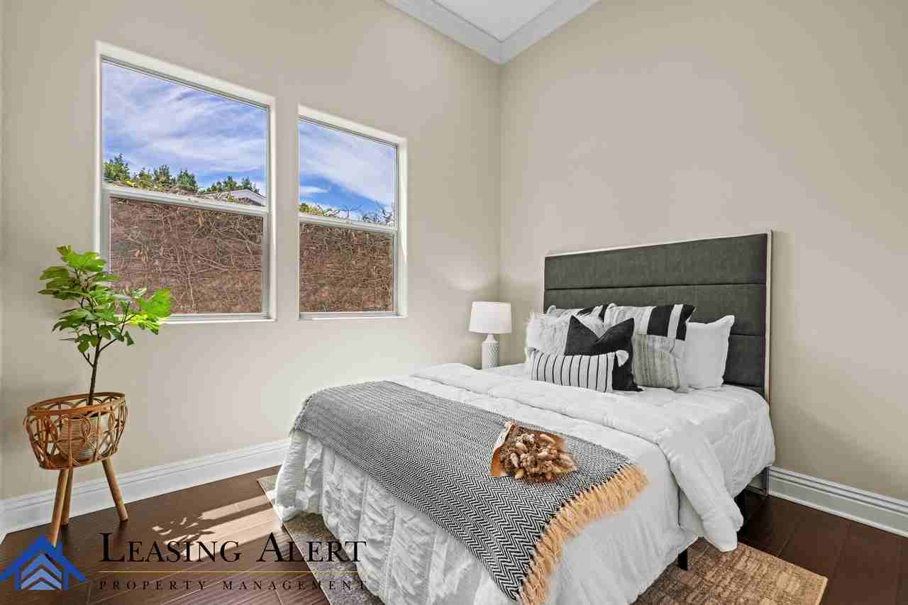 5011 Hayvenhurst Ave #1 - Photo 6 of 17