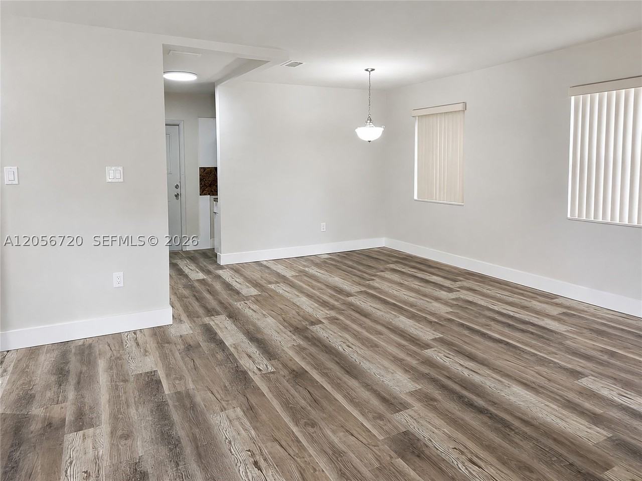 740 Nw 130th St - Photo 2 of 14