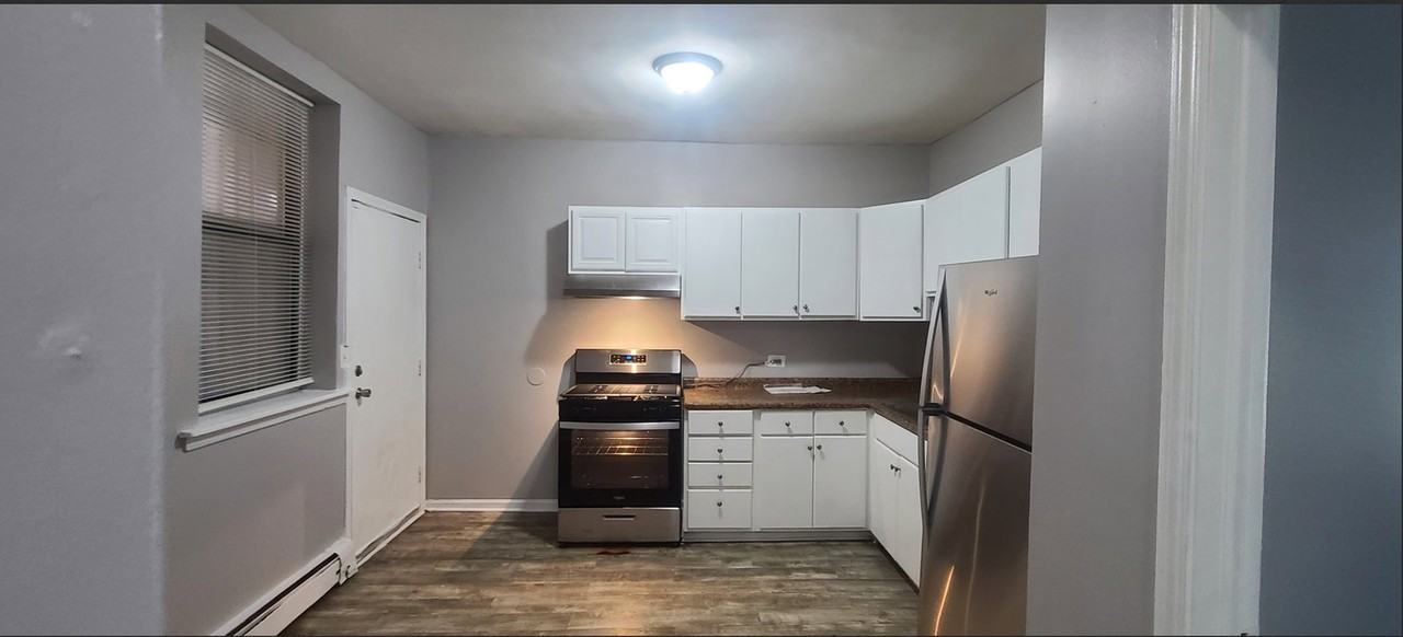 5618 S Wabash Ave #311 - Photo 2 of 6