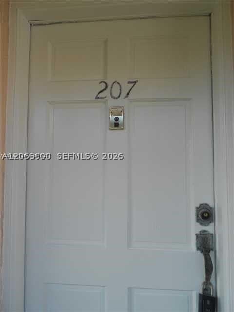 1431 S 14th Ave #207 - Photo 5 of 15