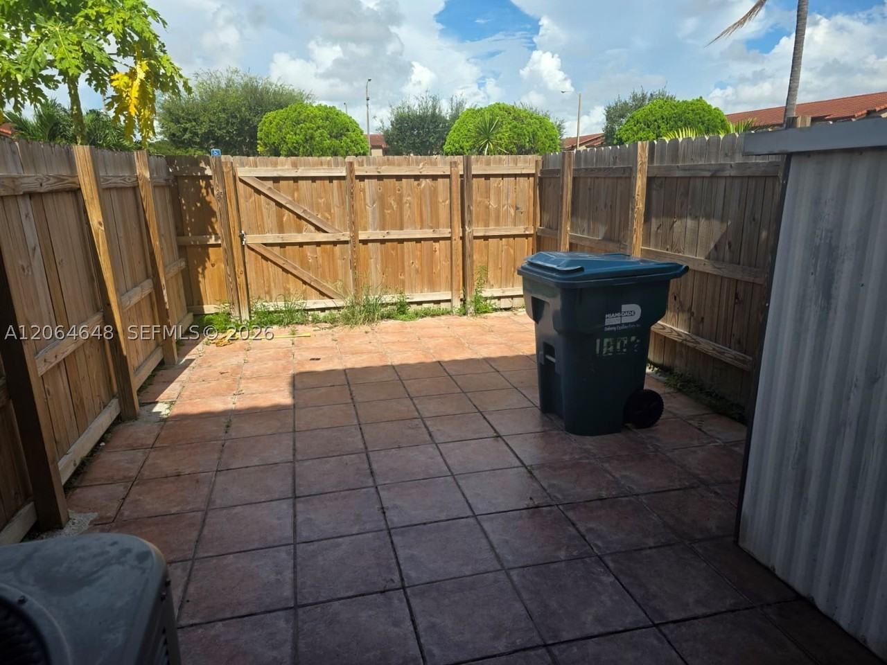 1823 Sw 107th Ave #1602 - Photo 6 of 15