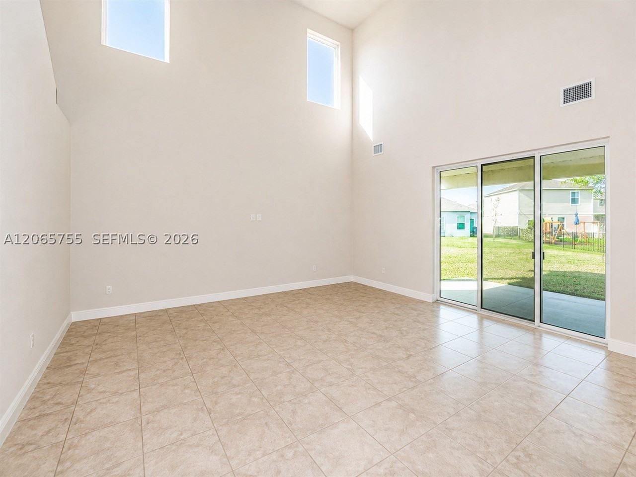 10976 Sw Tessili Way - Photo 4 of 21