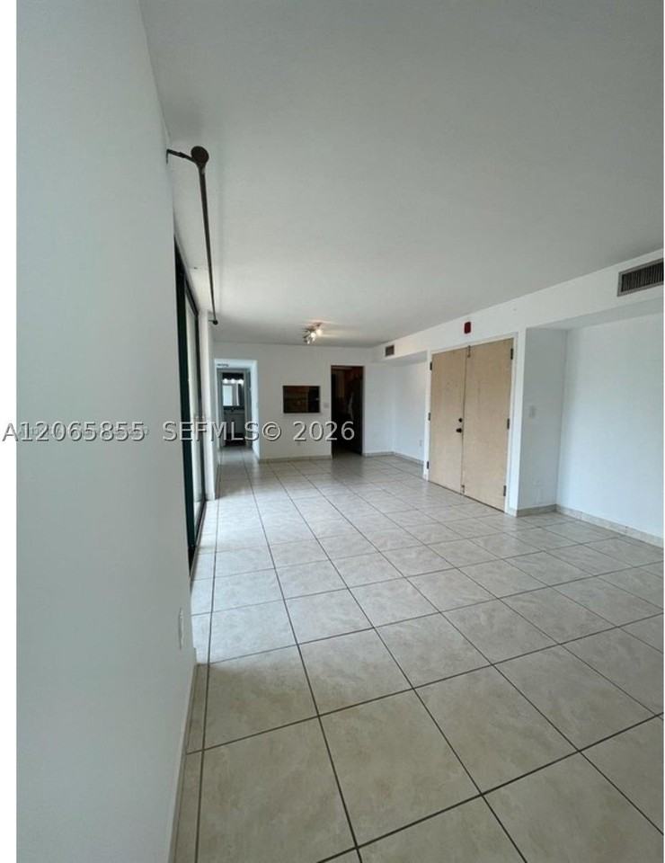 11750 Sw 18th St #208-1
