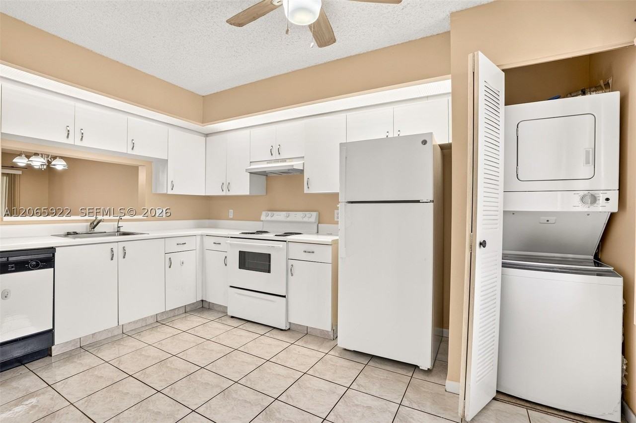 12755 Sw 16th Ct #104B - Photo 5 of 42