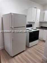 2243 Ne 172nd St #7 - Photo 4 of 9