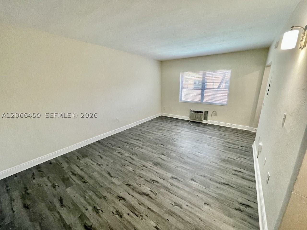 218 Santillane Ave #21 - Photo 4 of 16