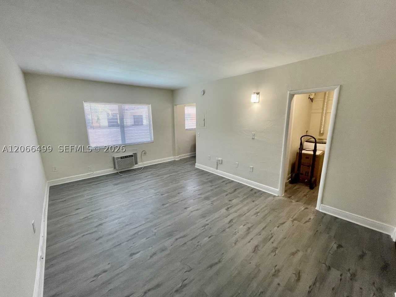 218 Santillane Ave #21 - Photo 5 of 16