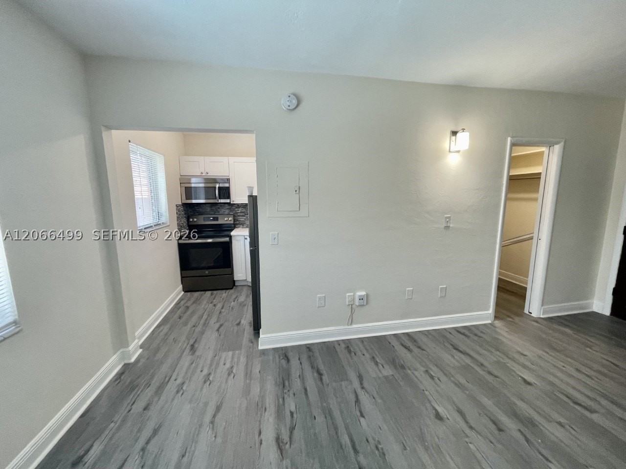 218 Santillane Ave #21 - Photo 7 of 16