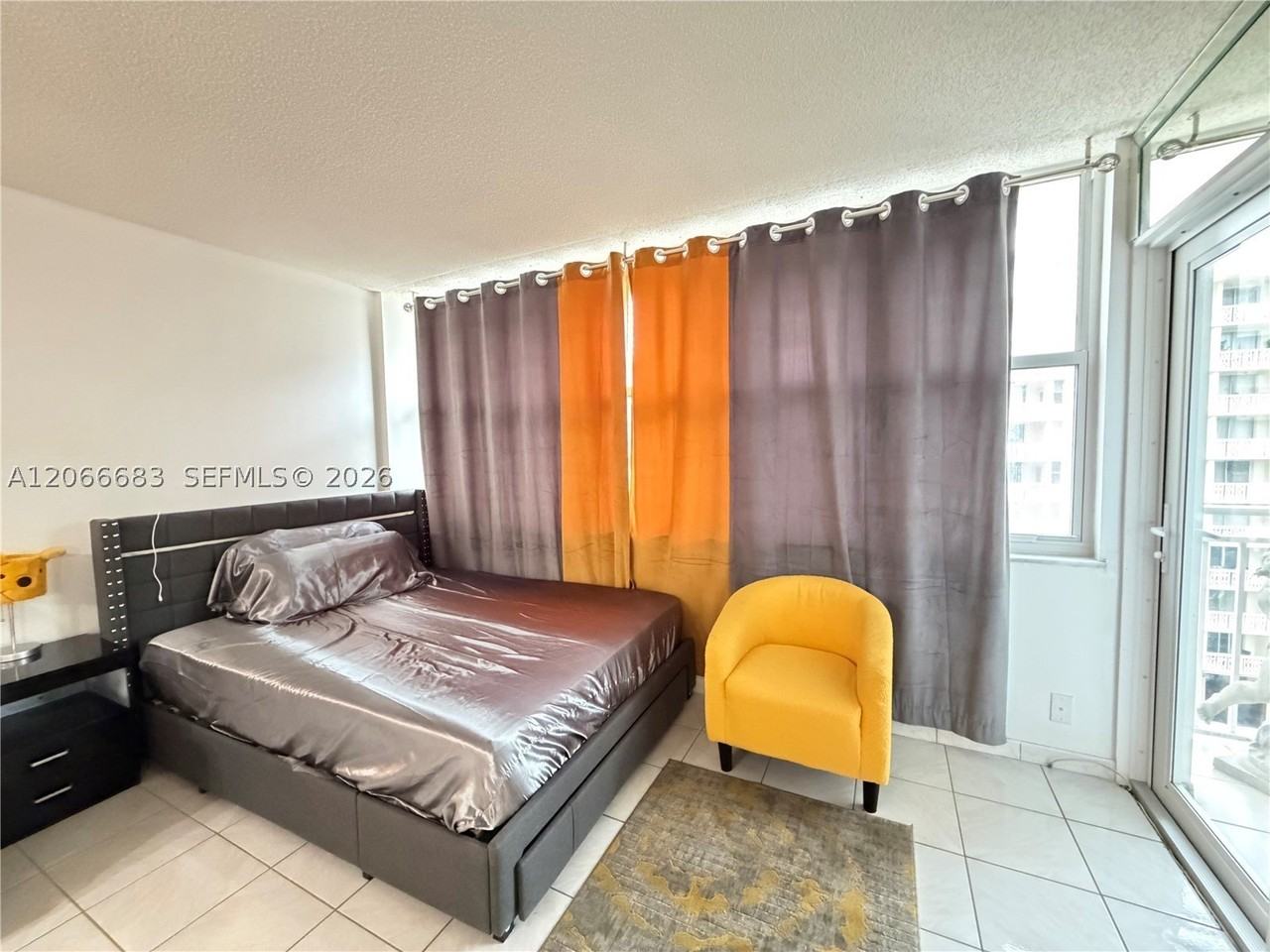 1801 S Ocean Dr #740 - Photo 4 of 10