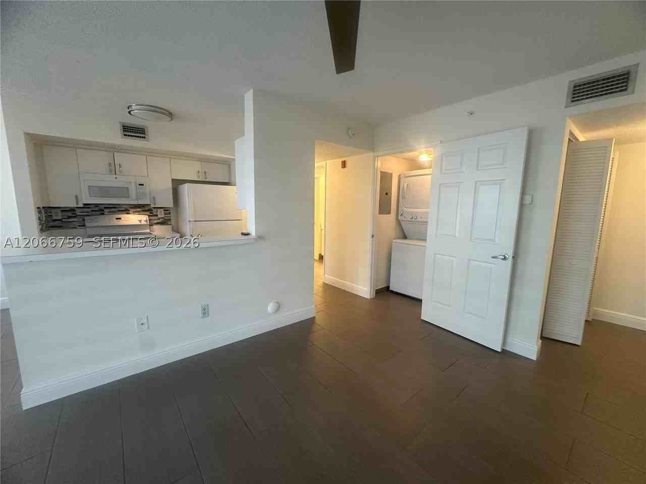2640 S University Dr #118 - Photo 6 of 42