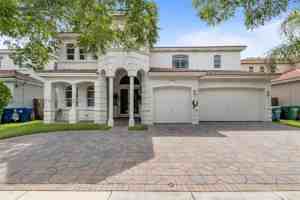featured image of 20436 Sw 89th Ave #0