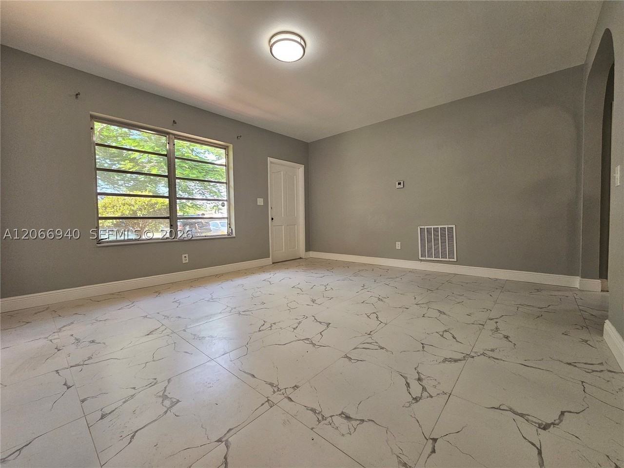 1929 Ne 176th St - Photo 2 of 19