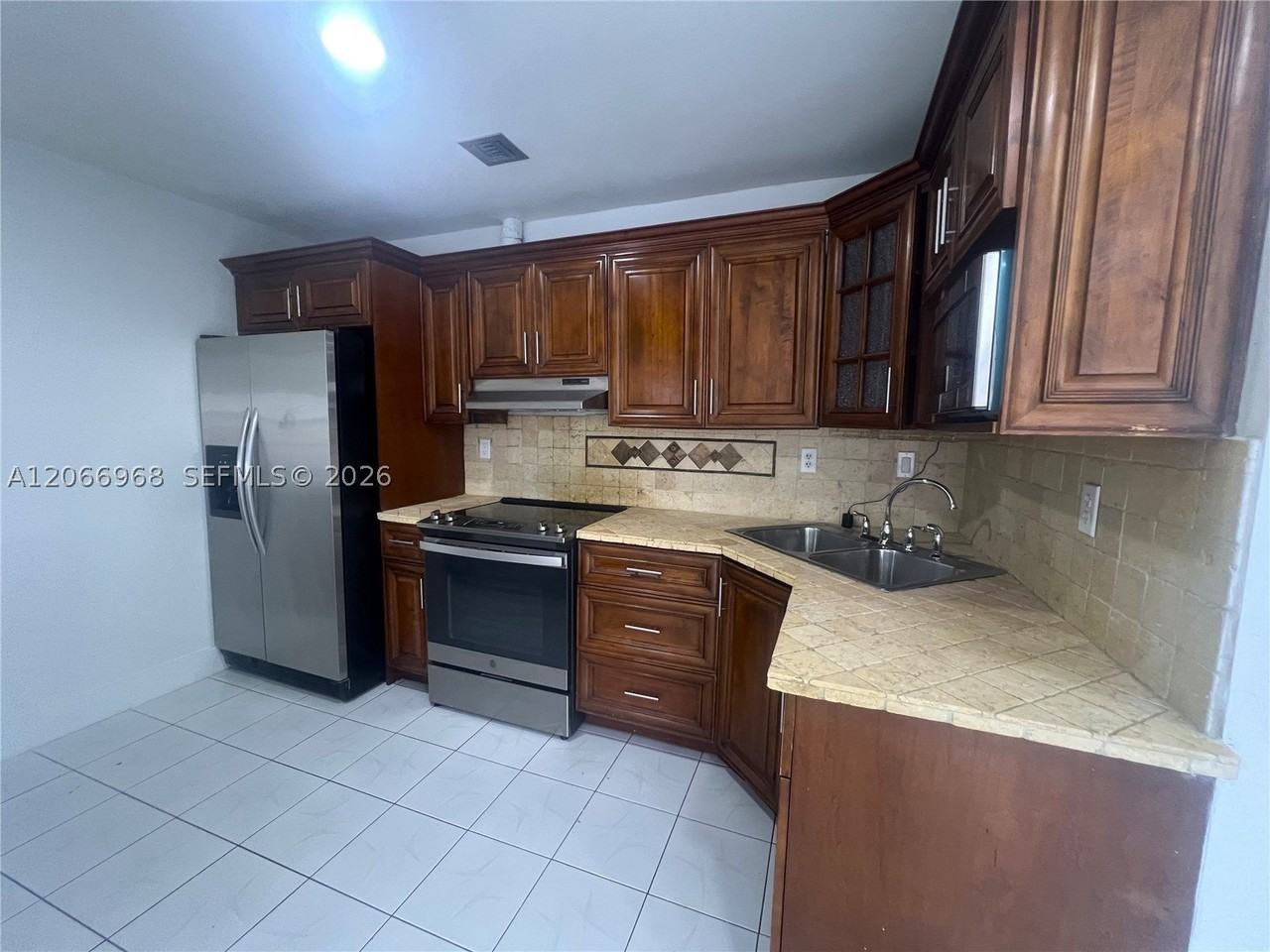 11720 Sw 103rd Ln - Photo 6 of 17