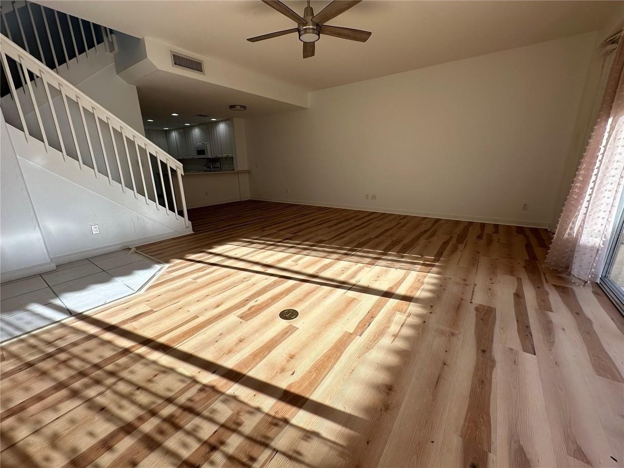 7776 Andora Dr - Photo 3 of 32