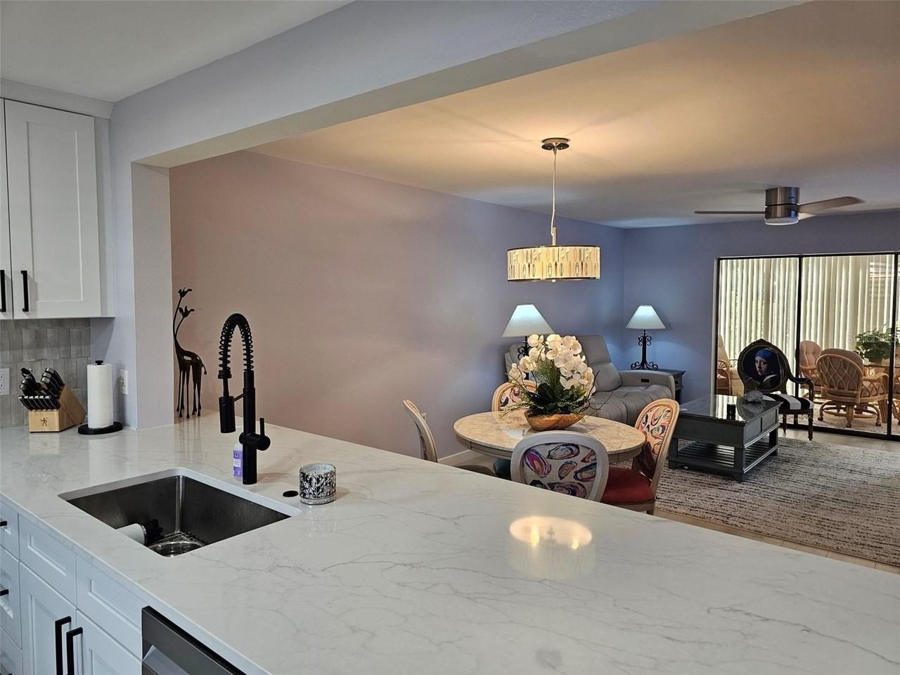 153 Wild Palm Dr #1610 - Photo 6 of 39