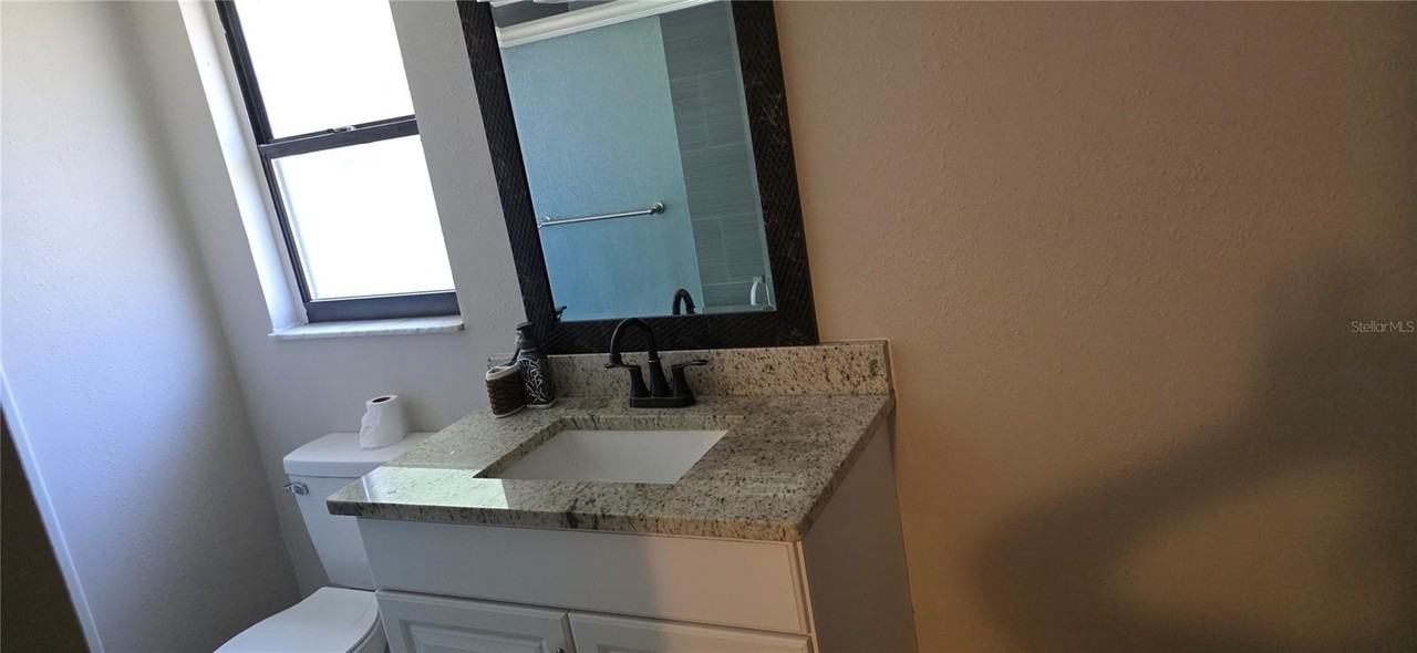 10021 Cherry Creek Ln - Photo 2 of 10