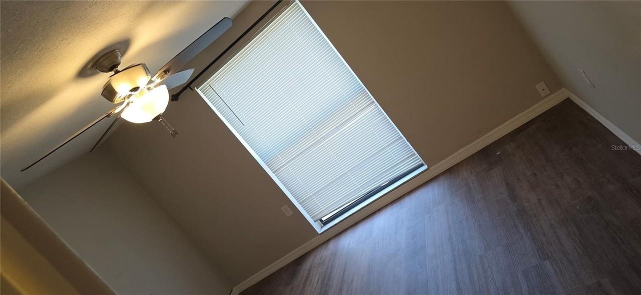10021 Cherry Creek Ln - Photo 6 of 10