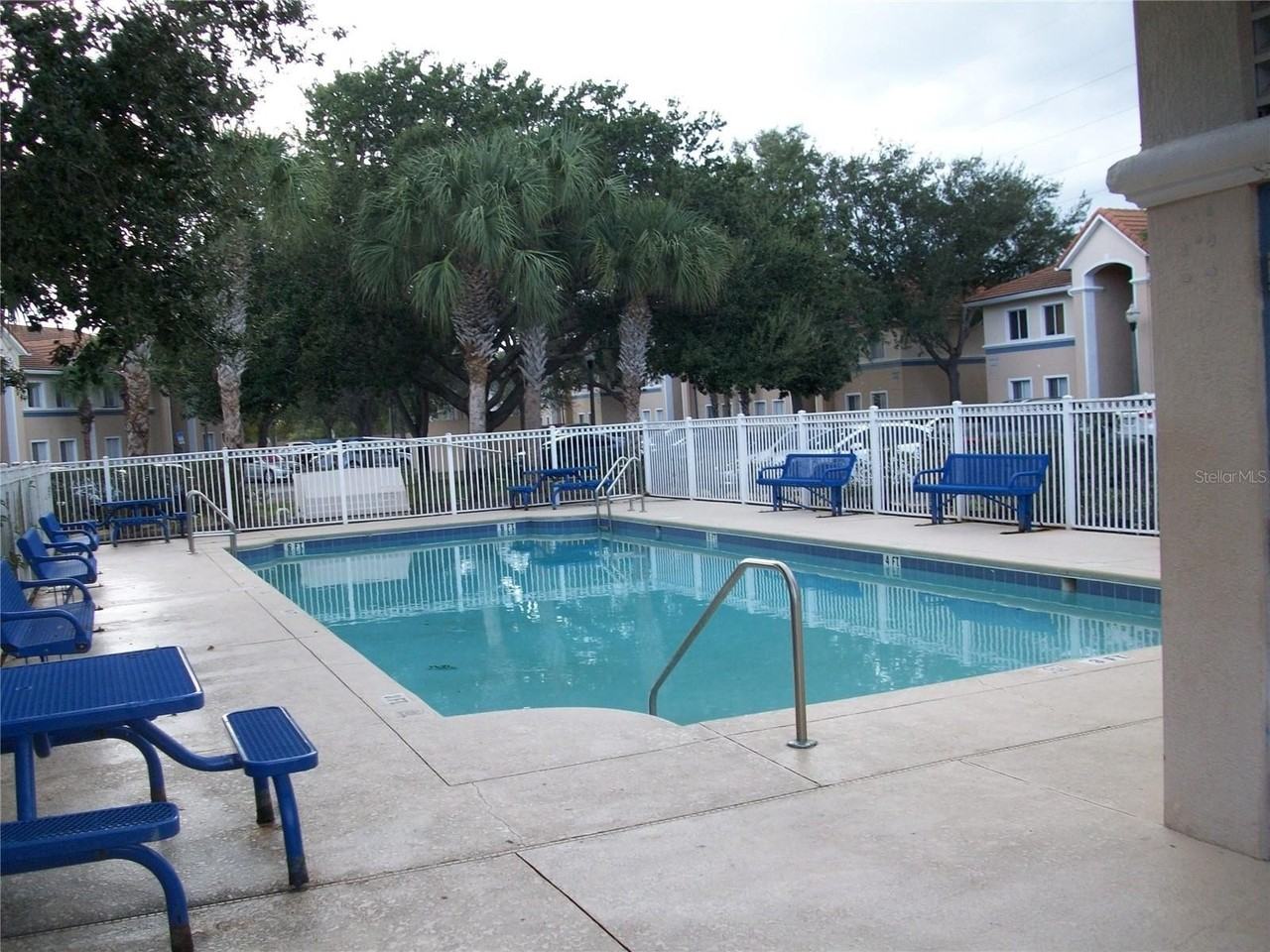 495 Las Cortes Ln #105 - Photo 7 of 20