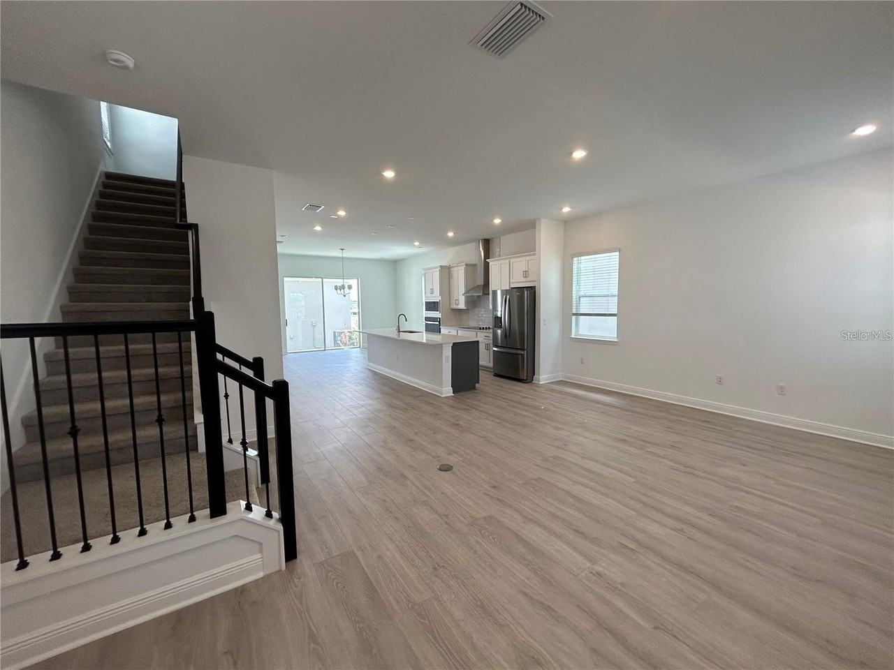 16902 Hamlin Oasis Loop - Photo 2 of 21