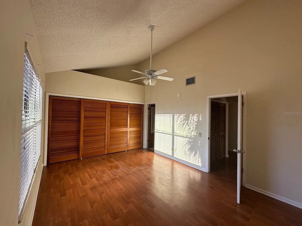 2050 San Marcos Dr Se #214 - Photo 6 of 11