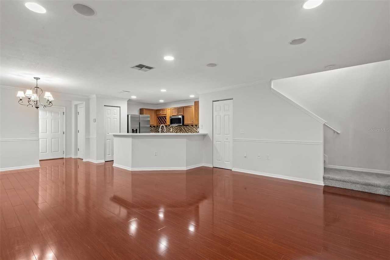 2972 Royal Tuscan Ln - Photo 7 of 29