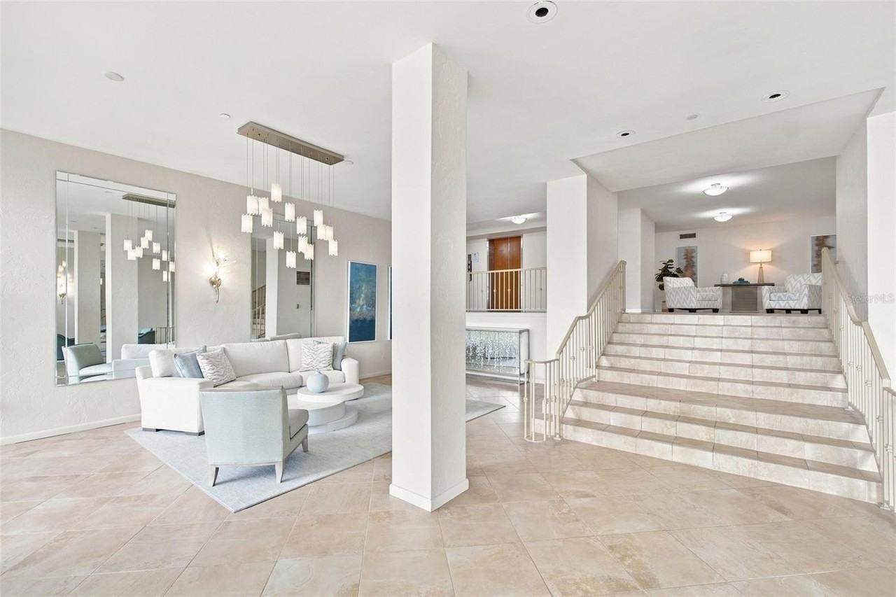 707 S Gulfstream Ave #207 - Photo 3 of 50