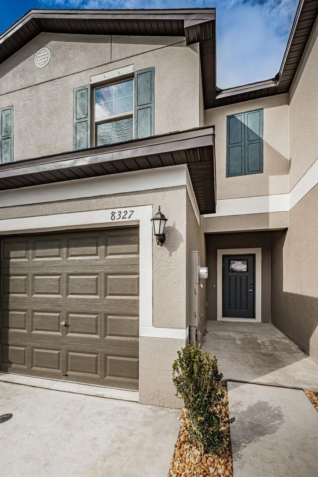 8327 Crescent Oaks Dr - Photo 5 of 50