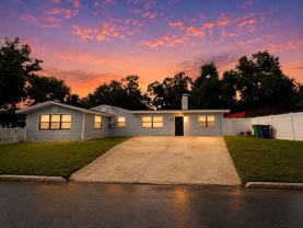 7301 N Dartmouth Ave - Photo 1 of 1