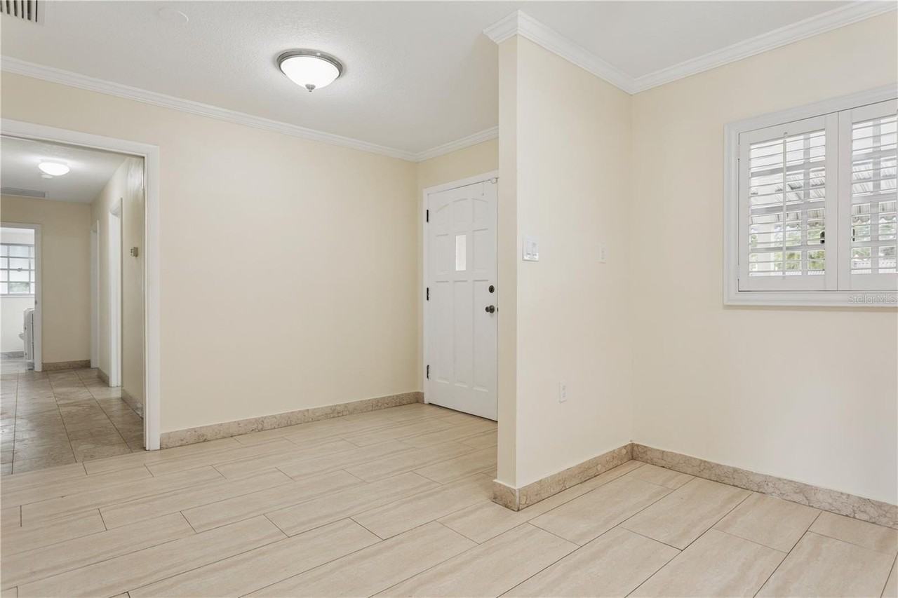 4701 N Habana Ave - Photo 5 of 22