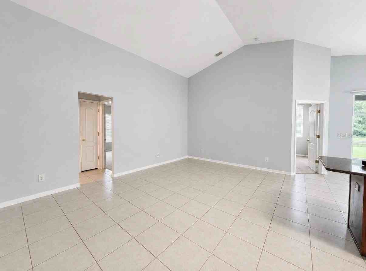 9630 Baton Rouge Ln - Photo 5 of 26