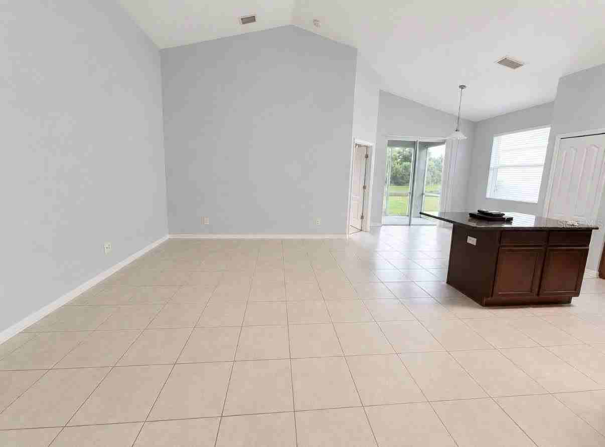 9630 Baton Rouge Ln - Photo 7 of 26