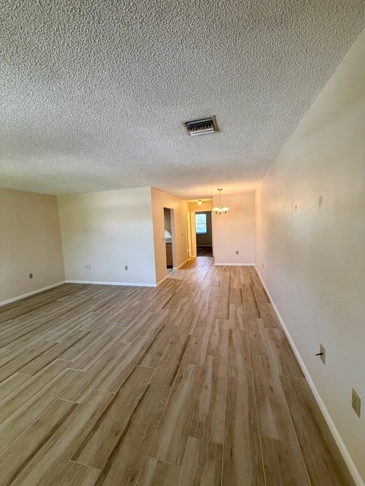 603 Sw 35th St #603APT9 - Photo 2 of 25