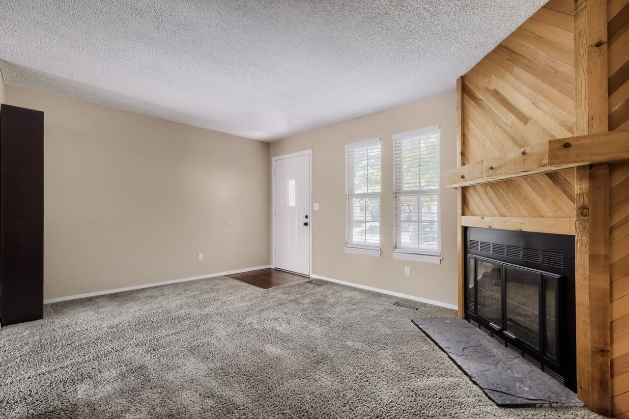 6749 Mountain Top Ln #1 - Photo 4 of 18