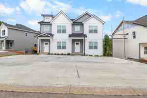 featured image of 409 Cook Dr #B