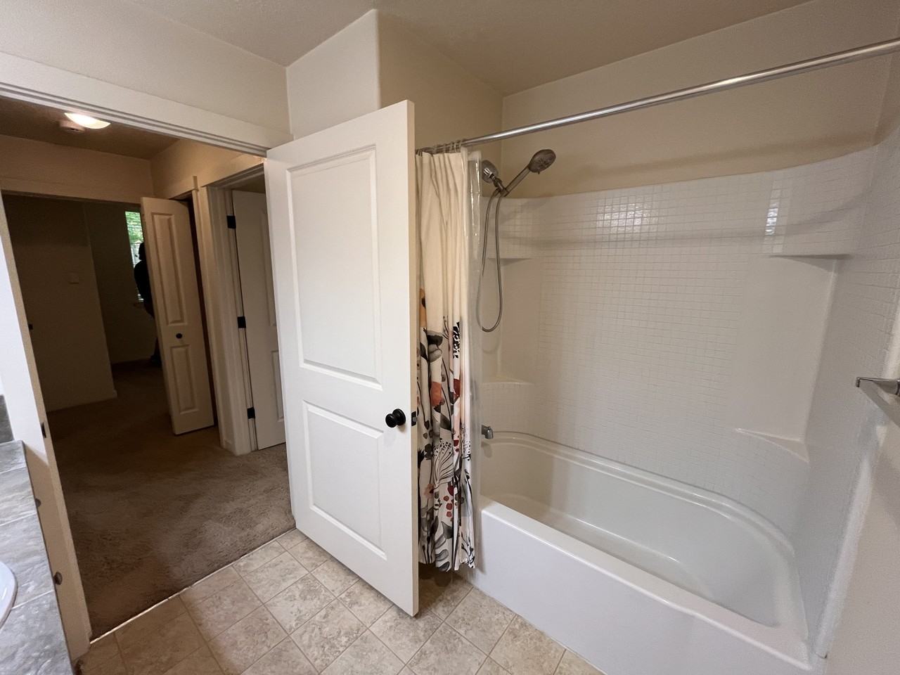 7907 Ne Rockne Way #1 - Photo 7 of 20